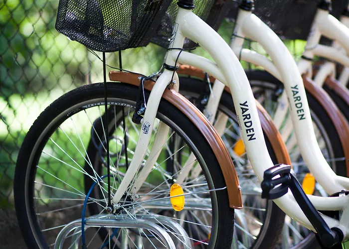 Apart-hotel Abella & By Artery