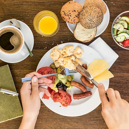 Abella & By Artery Aparthotel 3*