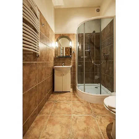 Abella & By Artery 3*