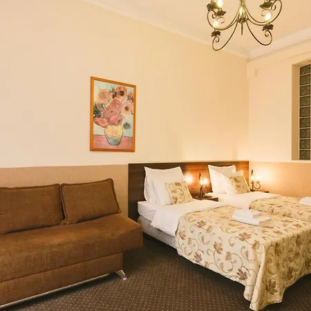 Abella & By Artery 3* Krakow