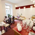 Hotel apartamentowy Abella & By Artery 4*