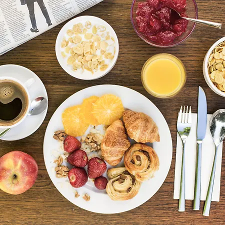 아파트호텔 Abella & By Artery 3*