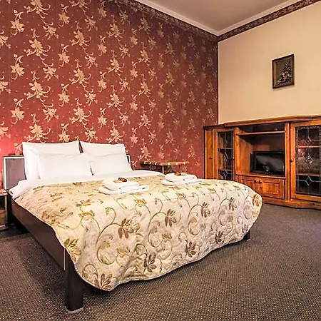 Abella & By Artery Krakow