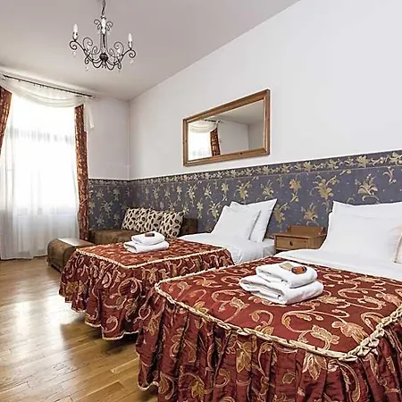 Abella & By Artery Krakow