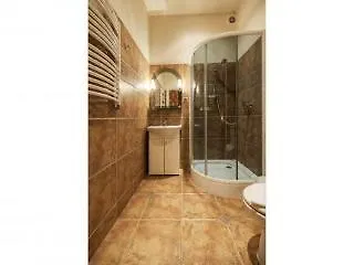 Aparthotel Abella & By Artery Cracovia