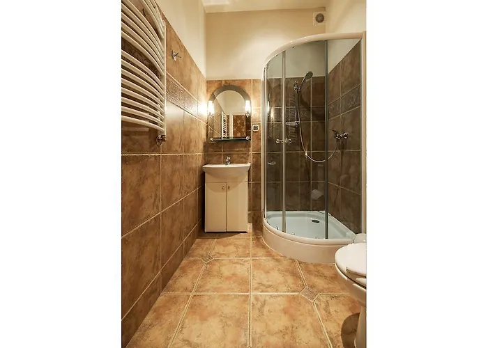 Abella & By Artery 3*