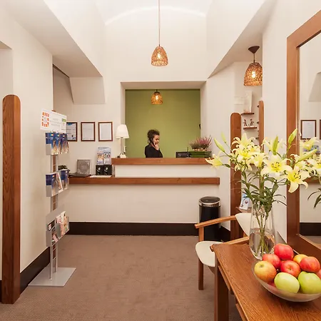 Aparthotel Abella & By Artery Cracovia